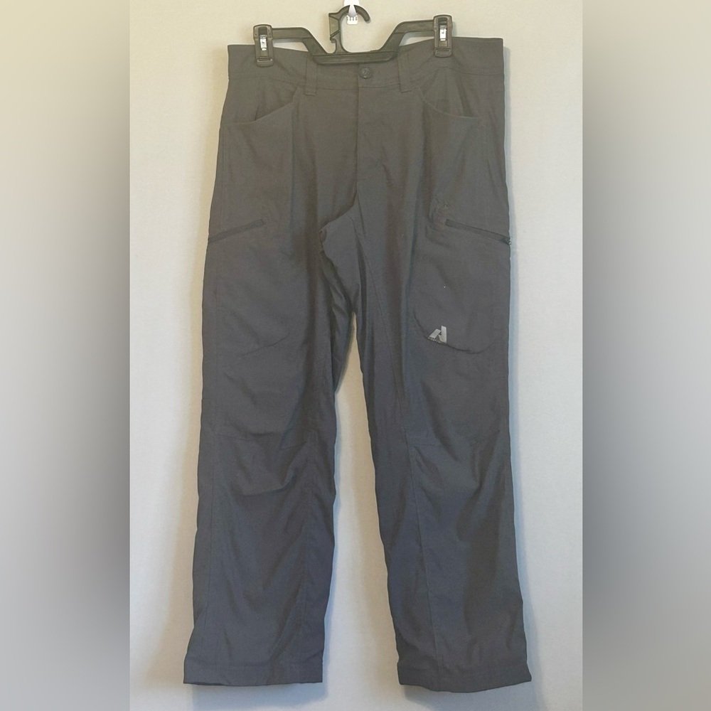 Eddie Bauer Men's Fleece Lined Performance Pants. 32x30. Gray.